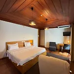 Rural Alves - Braga - Casa Alves De Torneiros Hotel 4*